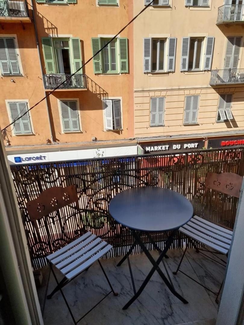 Two-room View Of The Port Of Appartamento